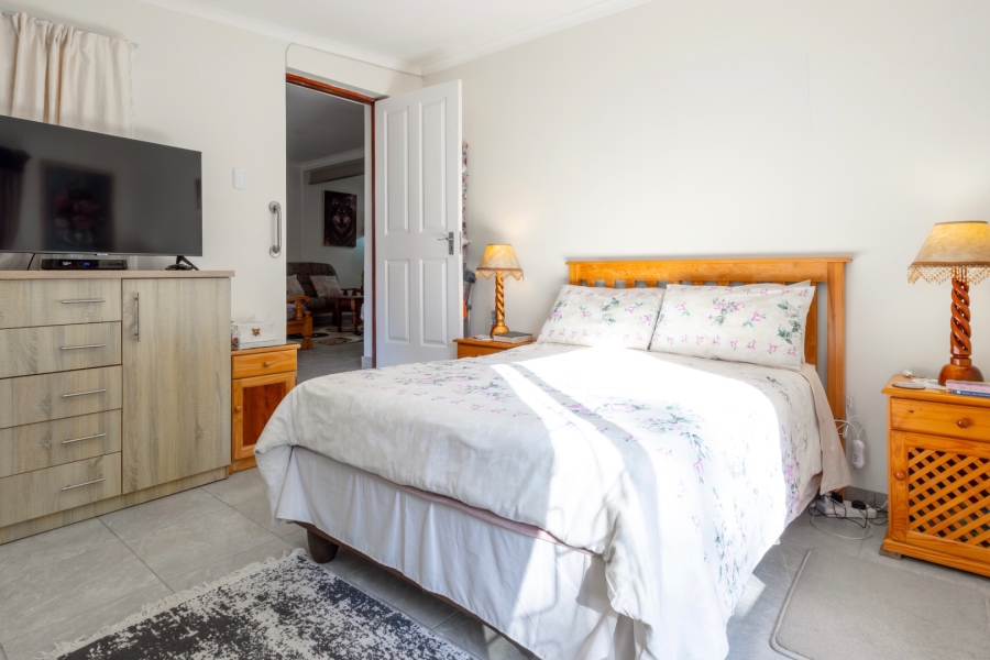 3 Bedroom Property for Sale in Heatherlands Western Cape